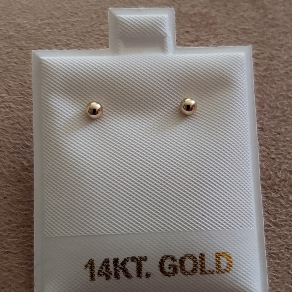 14k solid yellow 3mm ball stud (New)